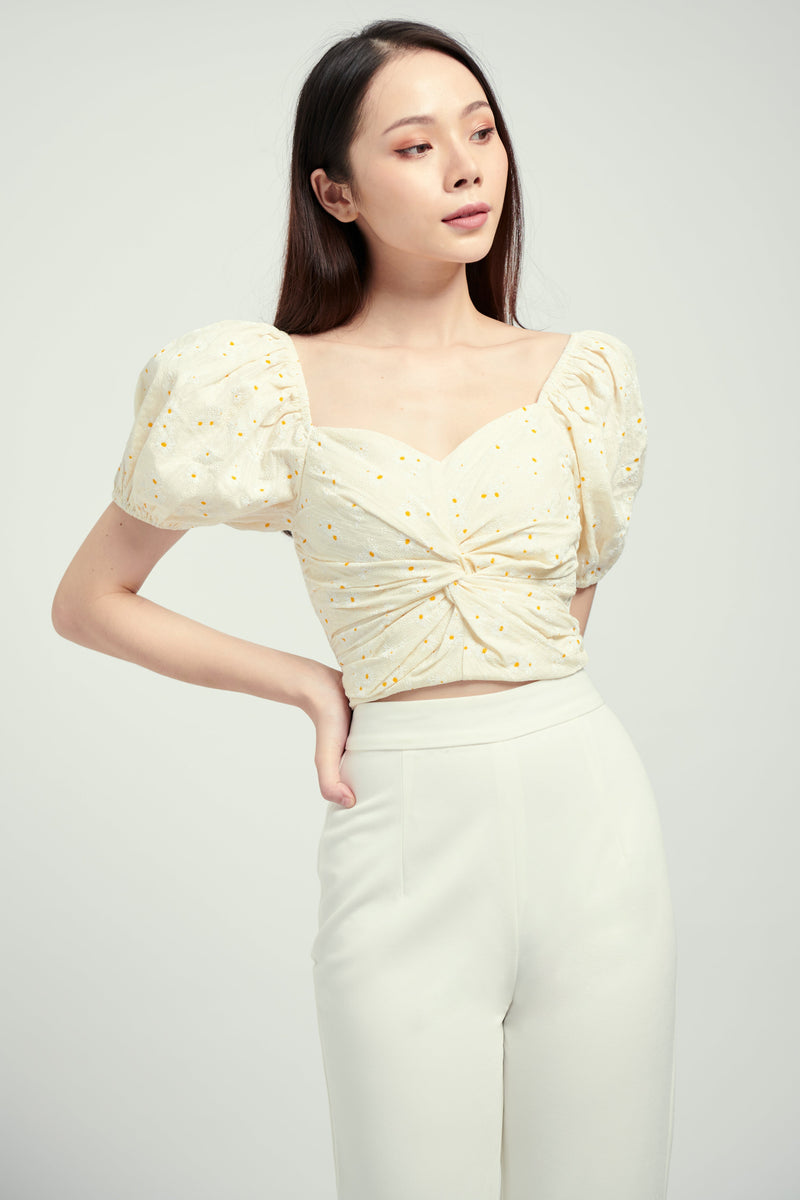 Chloe Top (Floral) Tops white-layers.com 